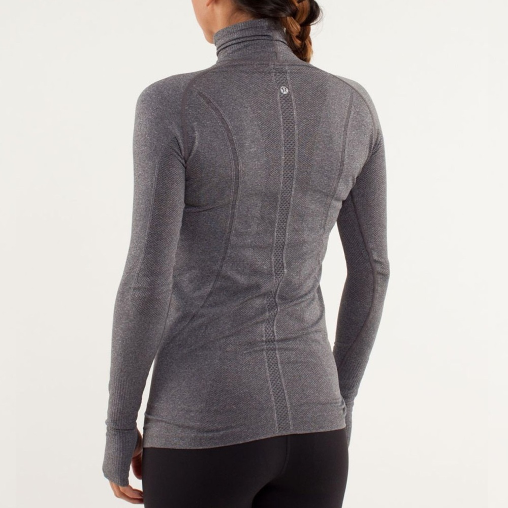 RARE! Lululemon Run Swiftly Turtleneck Long Sleeve